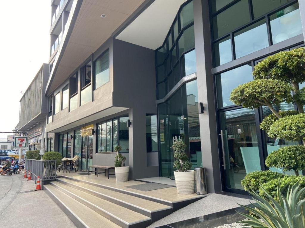 Memo Suite Pattaya Exterior photo