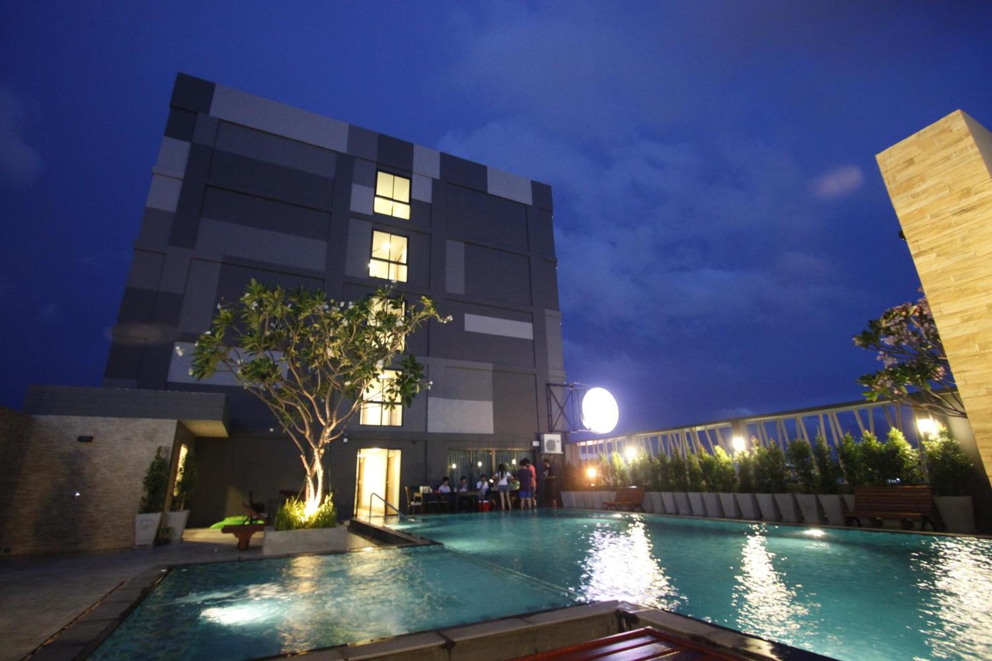 Memo Suite Pattaya Exterior photo